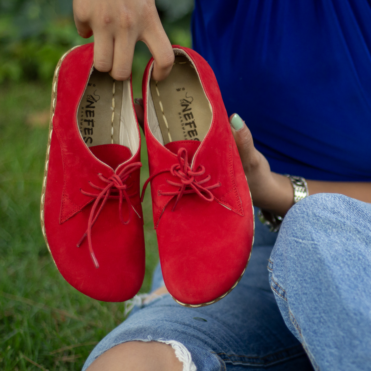 Earthing Shoes With Copper, Oxford Style Lace-up for Women, Red Nubuck