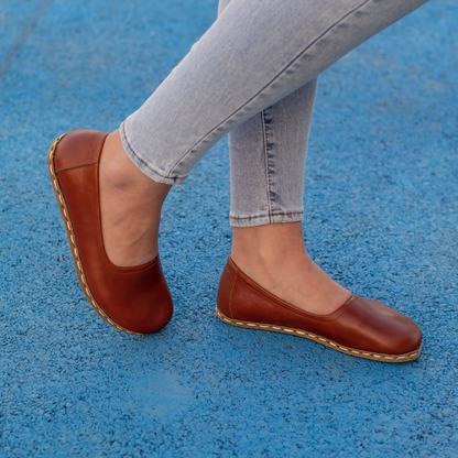 Handmade Barefoot Leather Shoes for Women in Tornado Brown