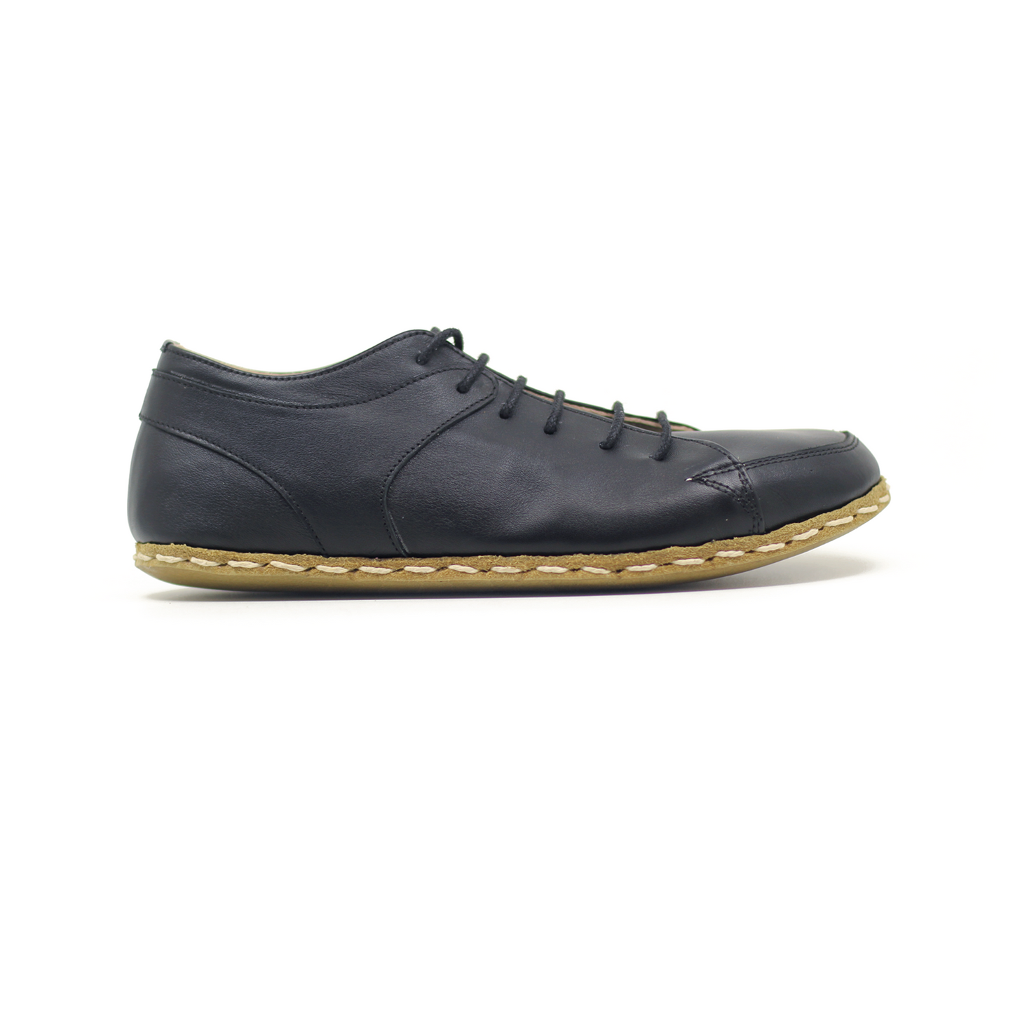 Men's Copper Rivet Earthing Leather Sneaker in Black