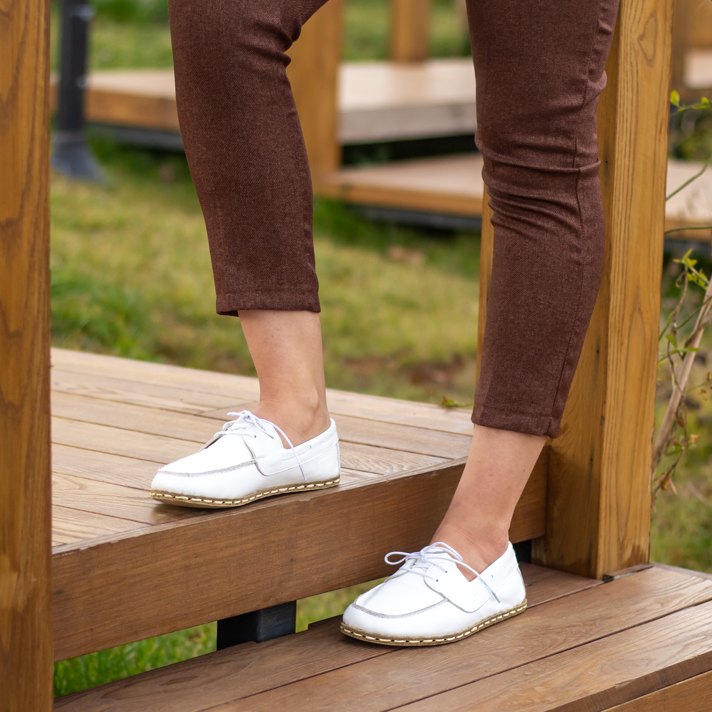 White Women's Leather Earthing Barefoot Shoes